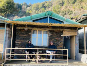 Family in the Hills by Nature's Glamping, Mukteshwar